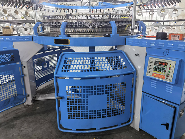 纺织.jpg 纺织.jpg